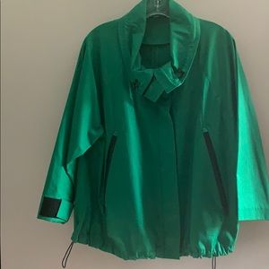 DKNY green jacket w/ 3/4 sleeves- size L